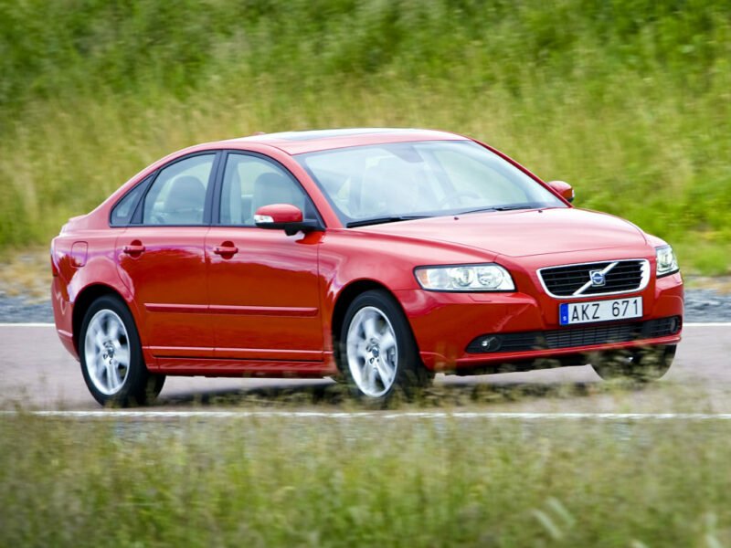 Volvo s40 первого поколения